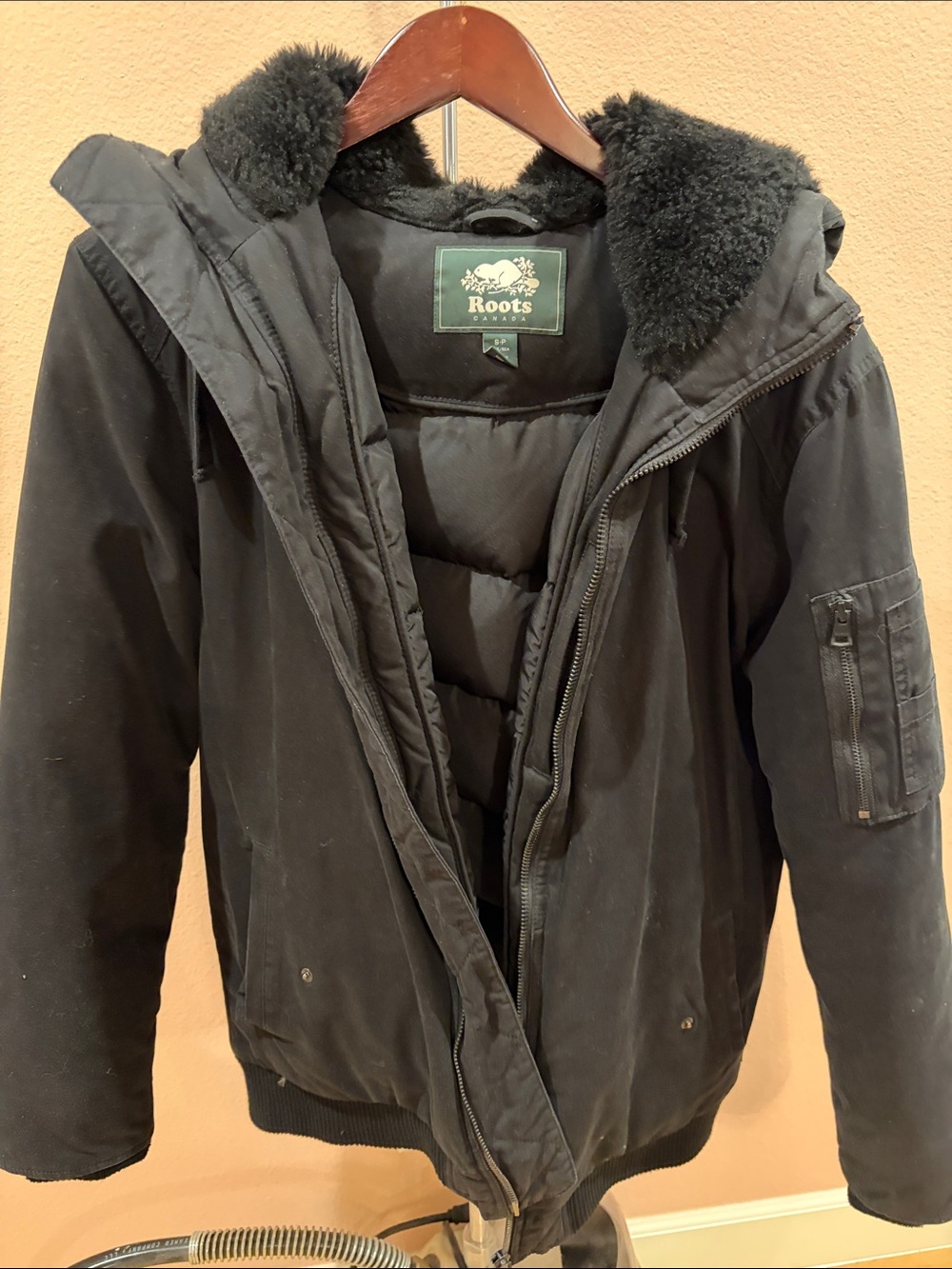 Roots Black Puffer Jacket with Shearling Collar